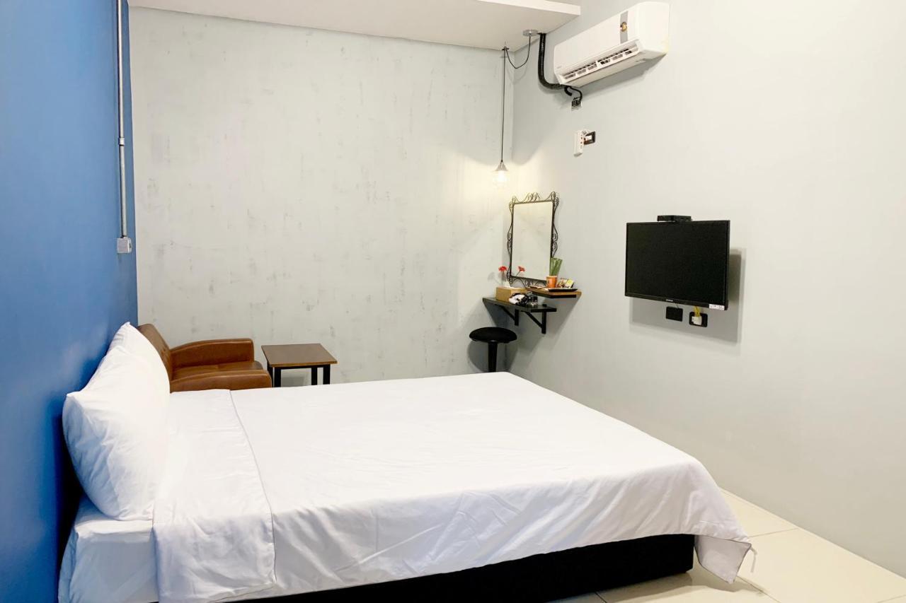 Snug-Nine Hotel Heng-ch'un Exteriör bild